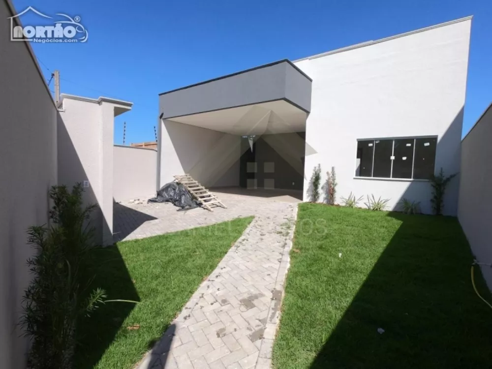 Casa à venda com 3 quartos, 145m² - Foto 3