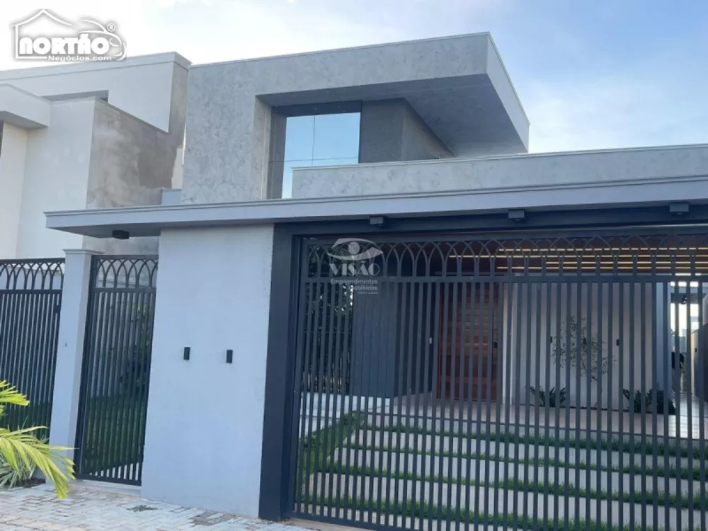 Casa à venda com 4 quartos, 183m² - Foto 4