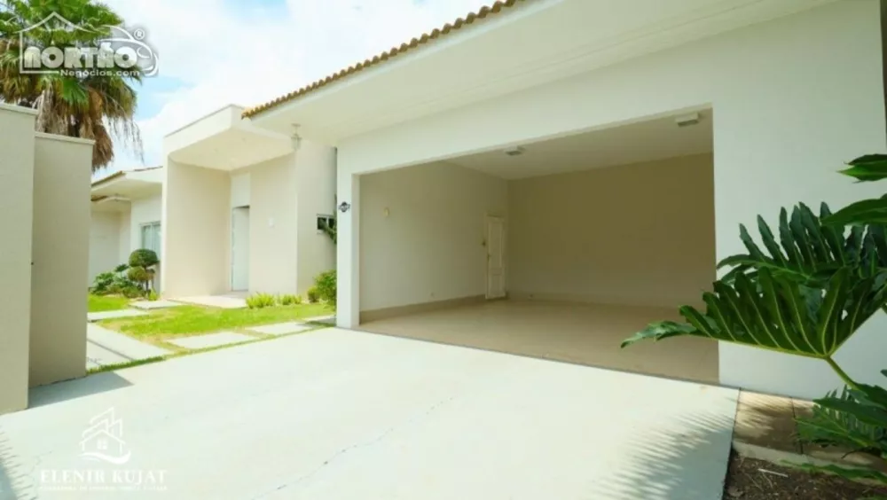 Casa à venda com 6 quartos, 430m² - Foto 4