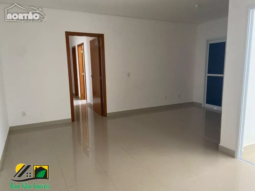 Casa à venda com 4 quartos, 109m² - Foto 6