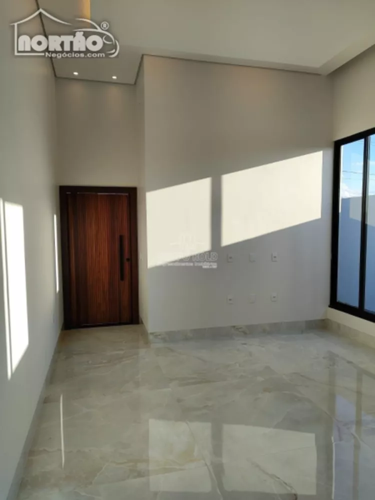 Casa à venda com 3 quartos, 173m² - Foto 5