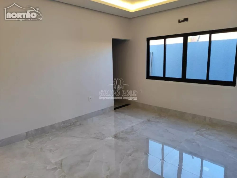 Casa à venda com 3 quartos, 173m² - Foto 4