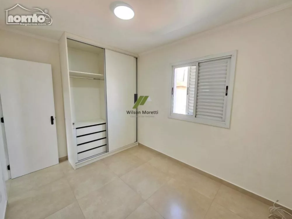 Casa à venda com 5 quartos, 129m² - Foto 7