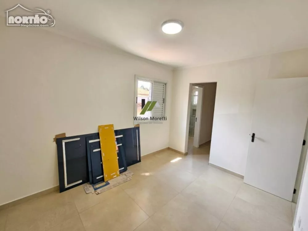 Casa à venda com 5 quartos, 129m² - Foto 8