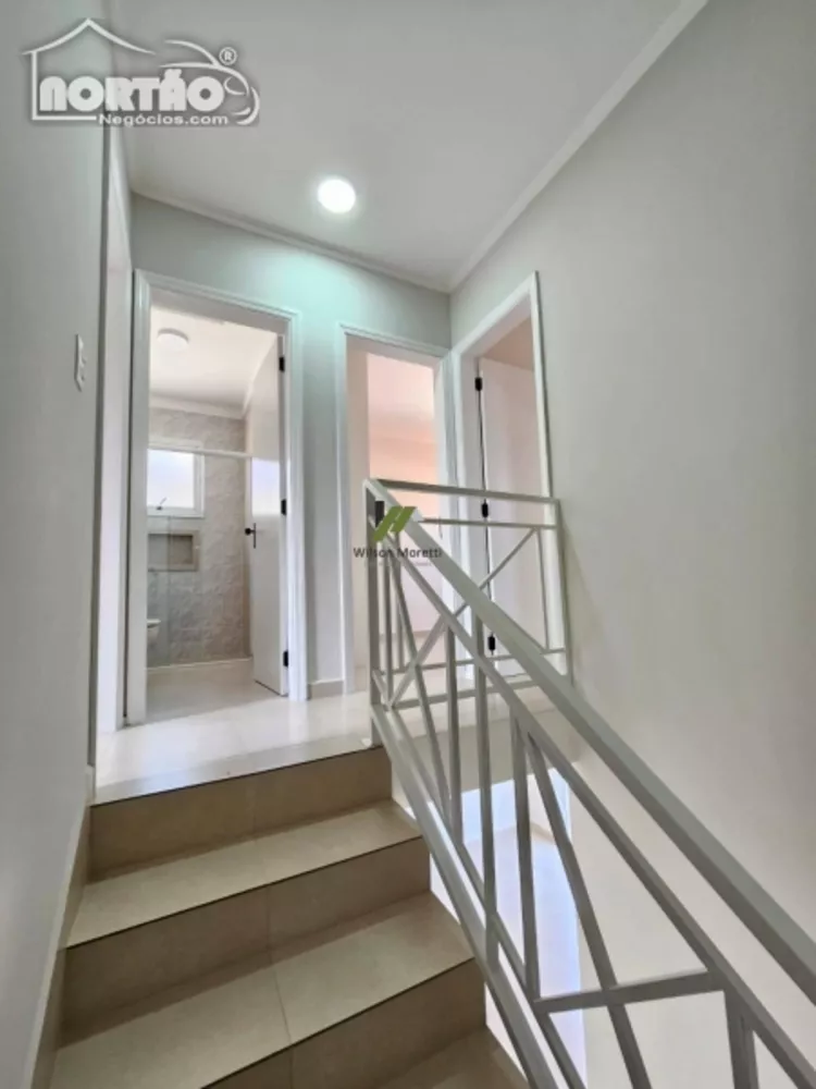 Casa à venda com 5 quartos, 129m² - Foto 4