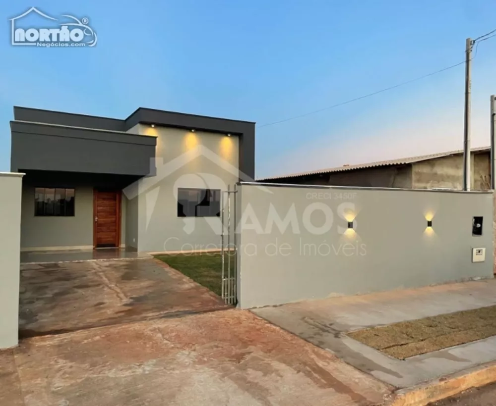 Casa à venda com 2 quartos, 79m² - Foto 2