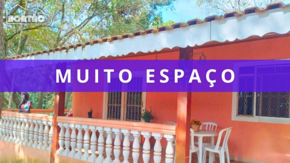 Casa, 3 quartos, 220 m² - Foto 1