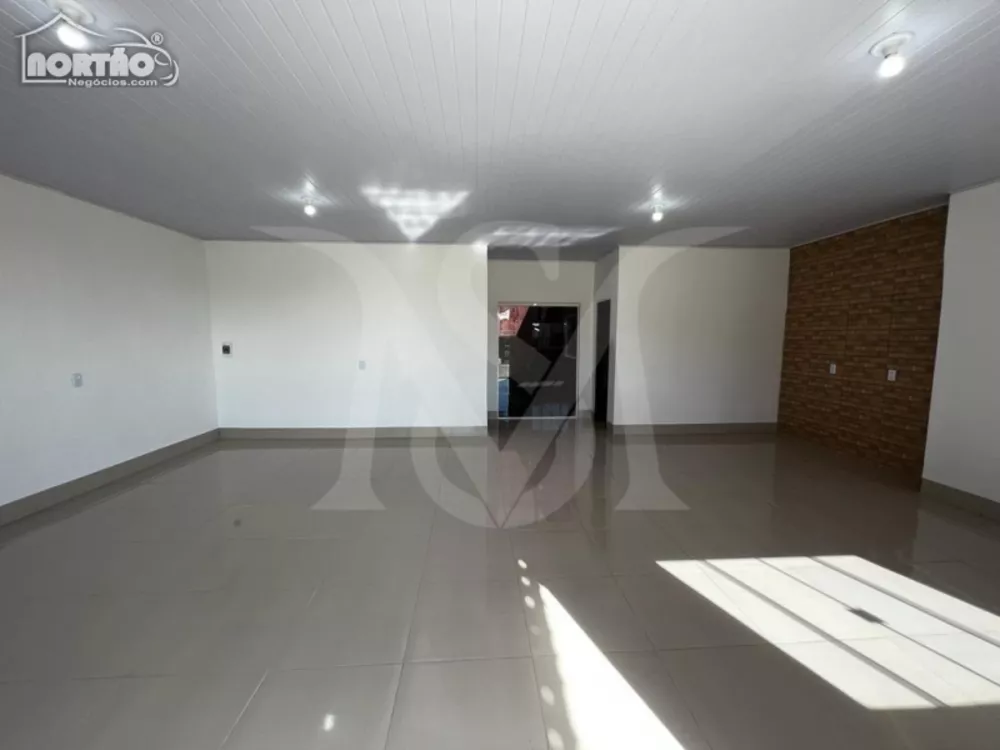 Casa à venda com 2 quartos, 105m² - Foto 9