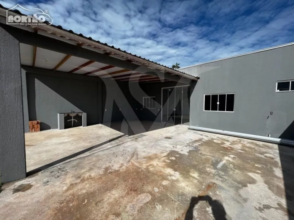 Casa à venda com 2 quartos, 105m² - Foto 8