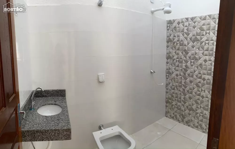 Casa à venda com 4 quartos, 160m² - Foto 4