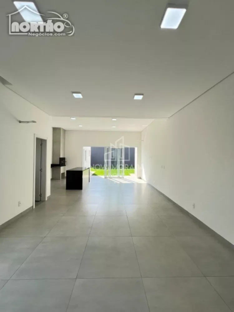 Casa à venda com 4 quartos, 151m² - Foto 3