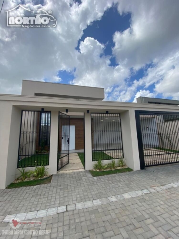 Casa à venda com 3 quartos, 155m² - Foto 2