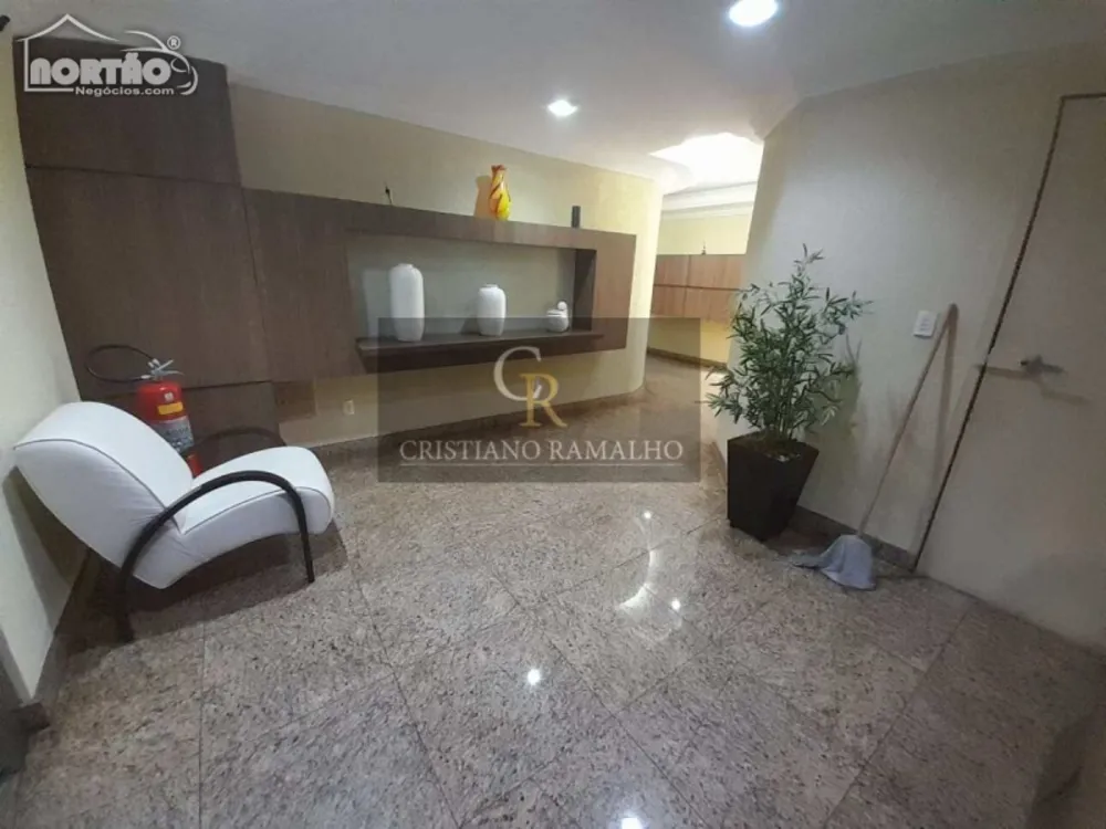 Casa, 4 quartos, 181 m² - Foto 2