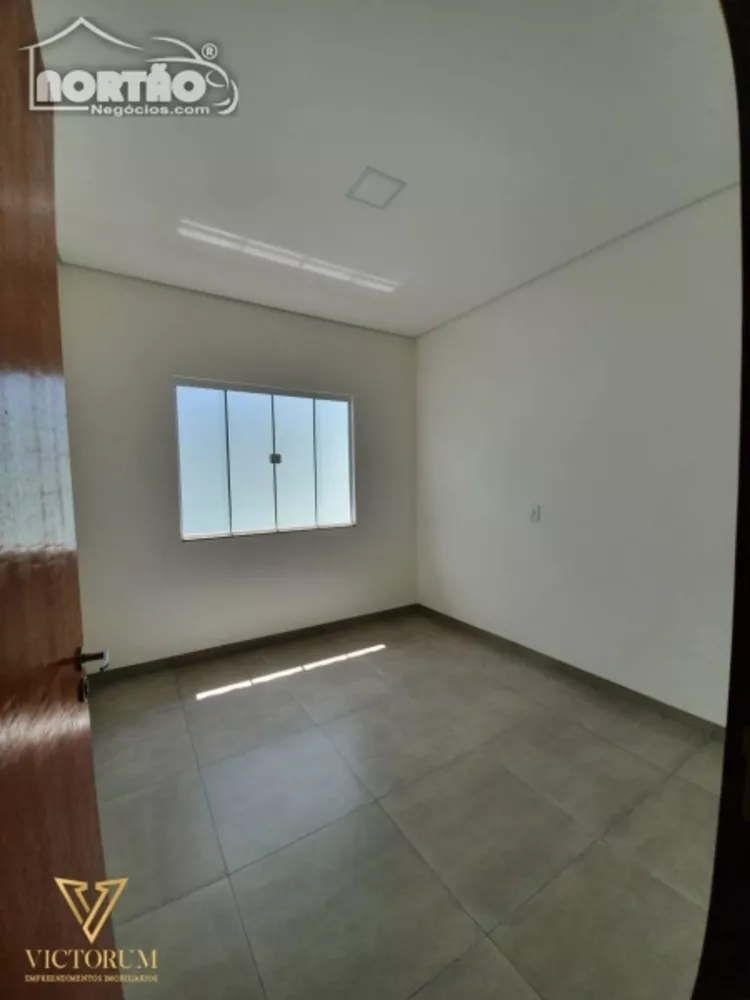 Casa à venda com 3 quartos, 187m² - Foto 7