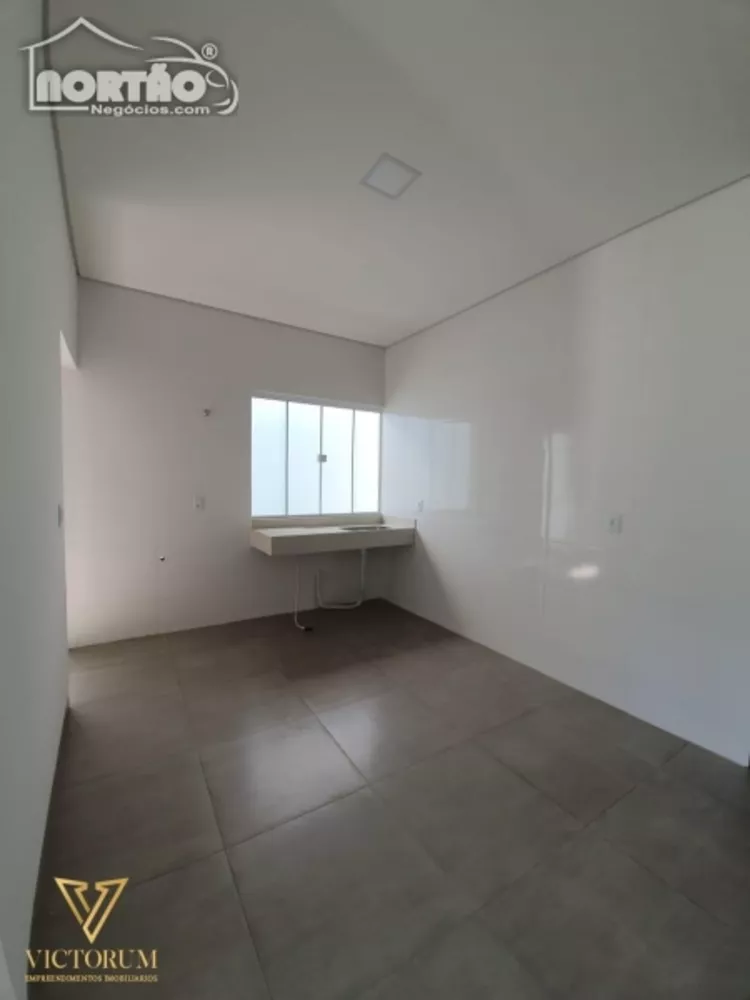 Casa à venda com 3 quartos, 187m² - Foto 5