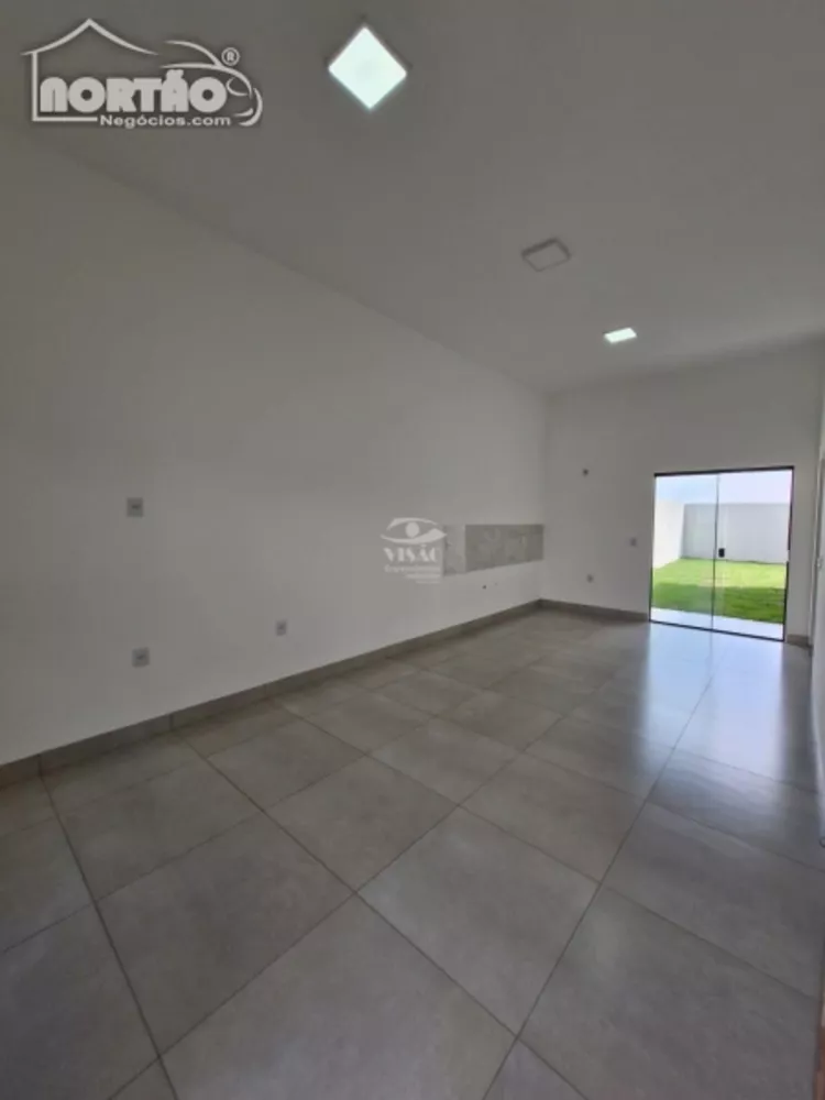 Casa à venda com 3 quartos, 88m² - Foto 4