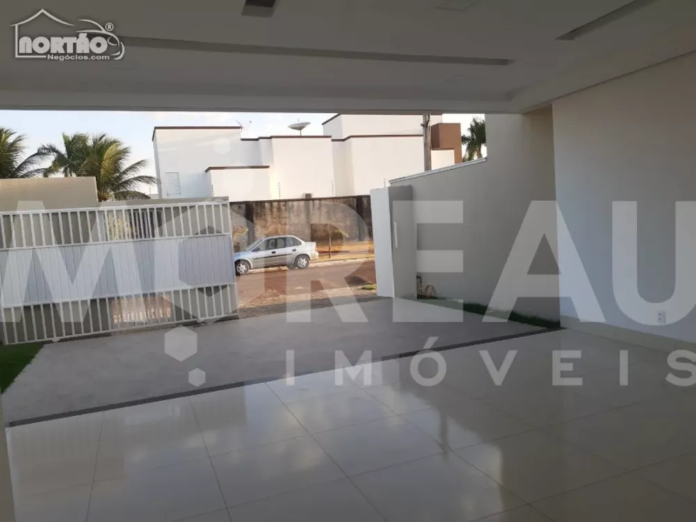 Casa à venda com 4 quartos, 260m² - Foto 4