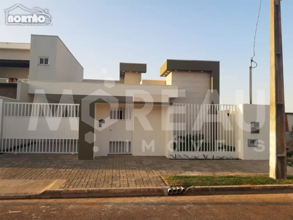 Casa à venda com 4 quartos, 260m² - Foto 3