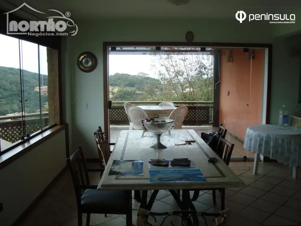 Casa, 6 quartos, 160 m² - Foto 2