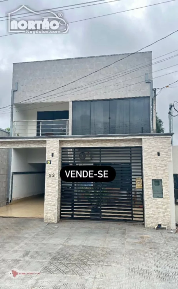 Casa à venda com 3 quartos, 150m² - Foto 1