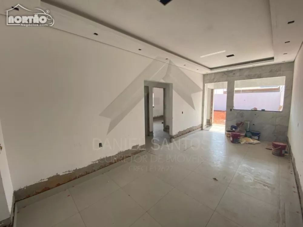 Casa à venda com 2 quartos, 89m² - Foto 6