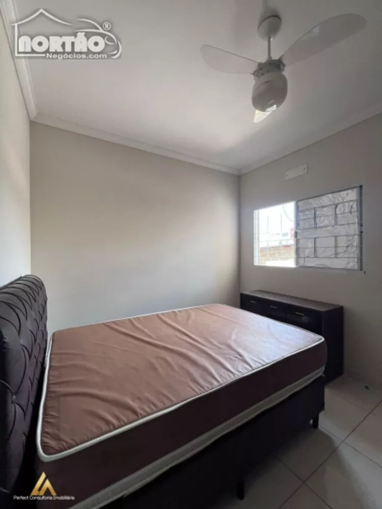 Casa à venda com 3 quartos, 80m² - Foto 4