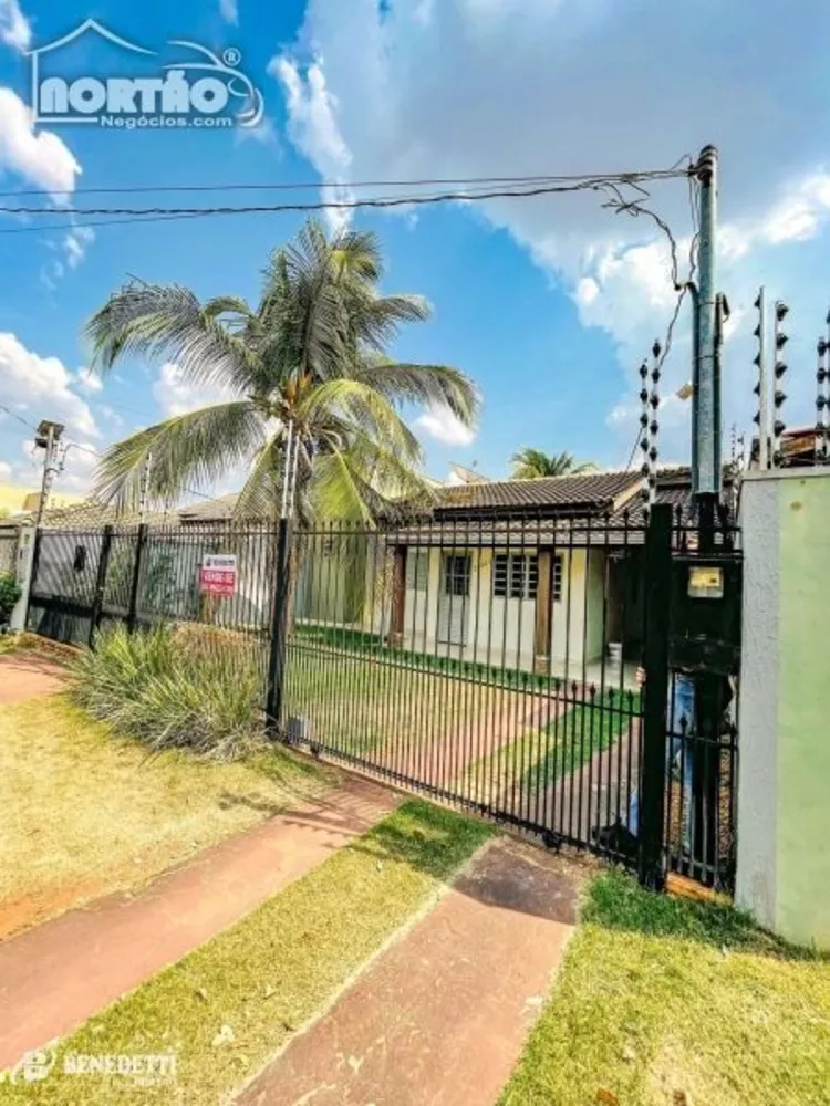 Casa, 2 quartos, 250 m² - Foto 1