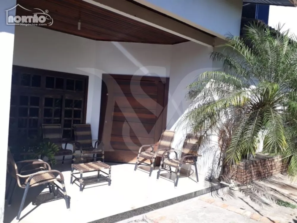 Casa à venda com 2 quartos, 262m² - Foto 3