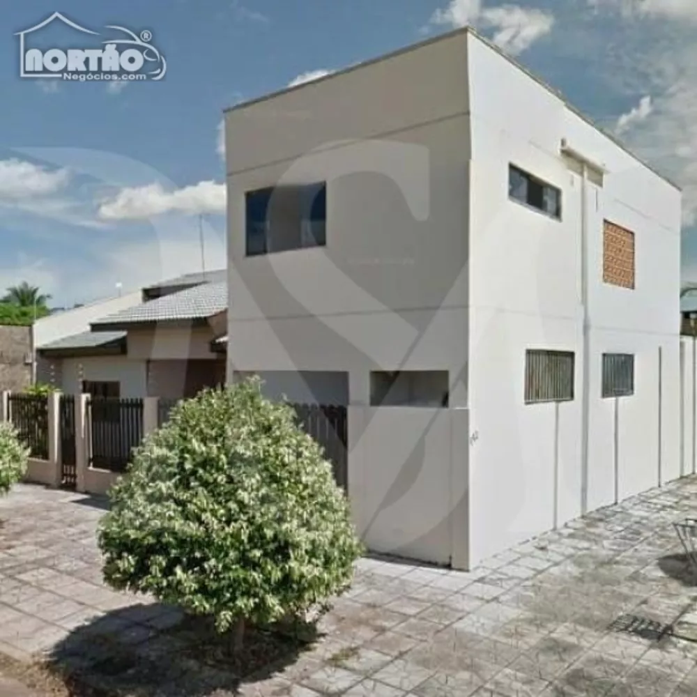 Casa à venda com 2 quartos, 262m² - Foto 1