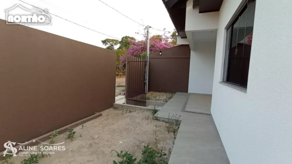 Casa à venda com 4 quartos, 64m² - Foto 4