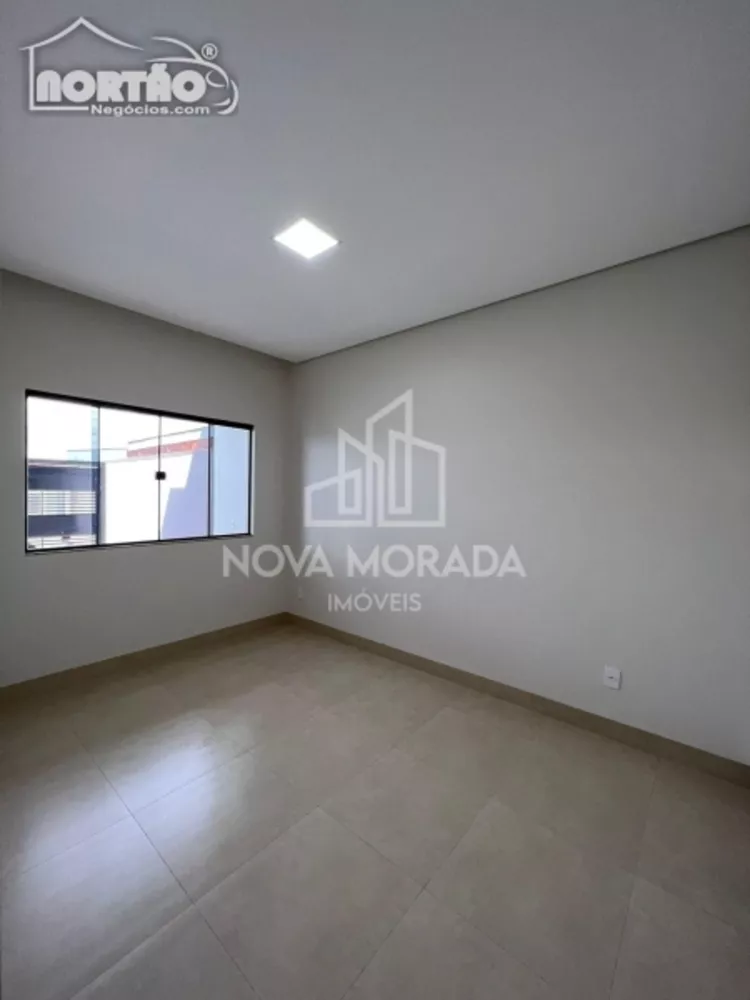 Casa à venda com 4 quartos, 102m² - Foto 5