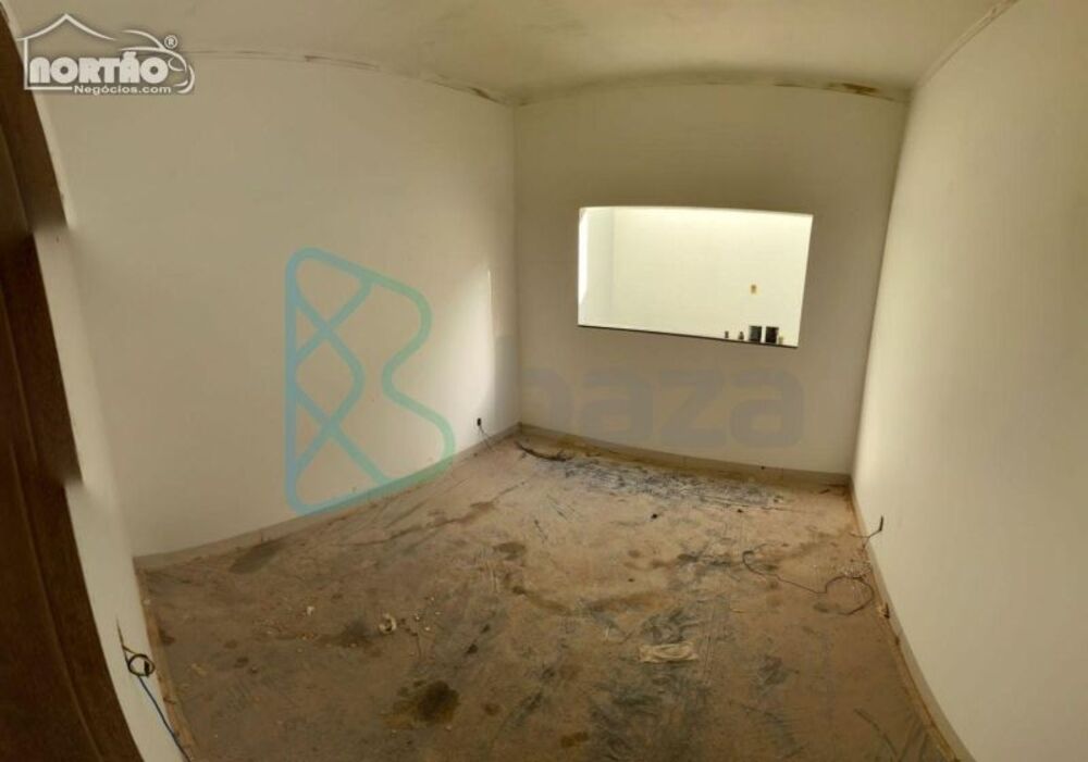 Casa à venda com 4 quartos, 150m² - Foto 3