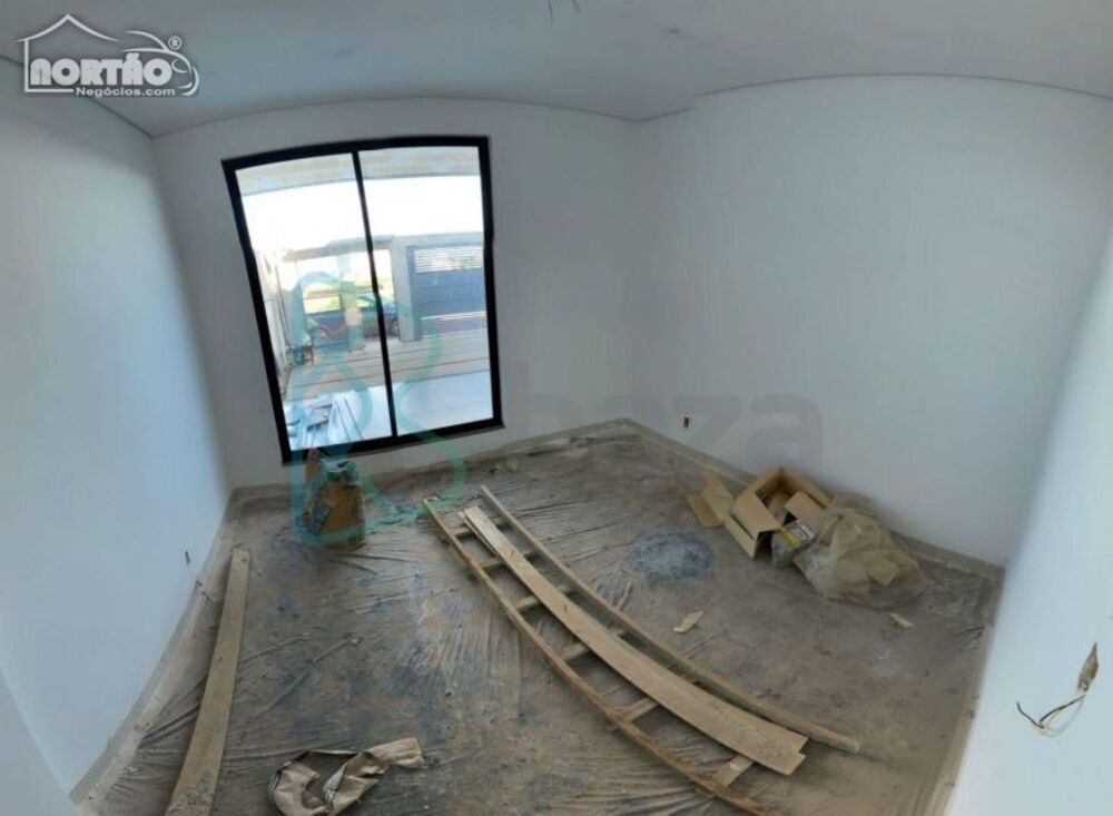 Casa à venda com 4 quartos, 150m² - Foto 4