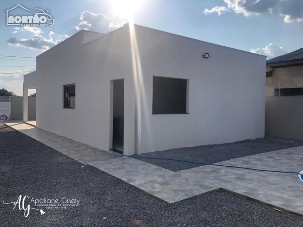 Casa à venda com 3 quartos, 125m² - Foto 3