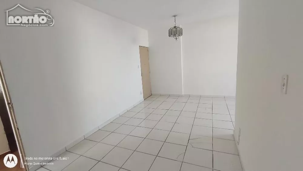 Casa à venda com 2 quartos, 90m² - Foto 4