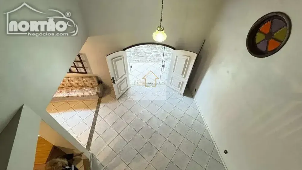 Casa, 4 quartos, 240 m² - Foto 7