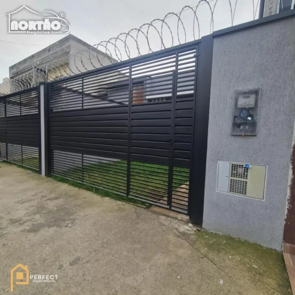 Casa à venda com 2 quartos, 70m² - Foto 1