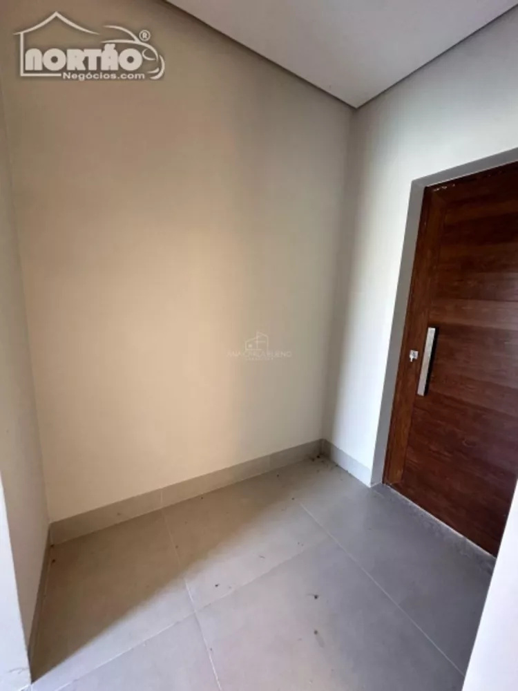 Casa à venda com 3 quartos, 181m² - Foto 3