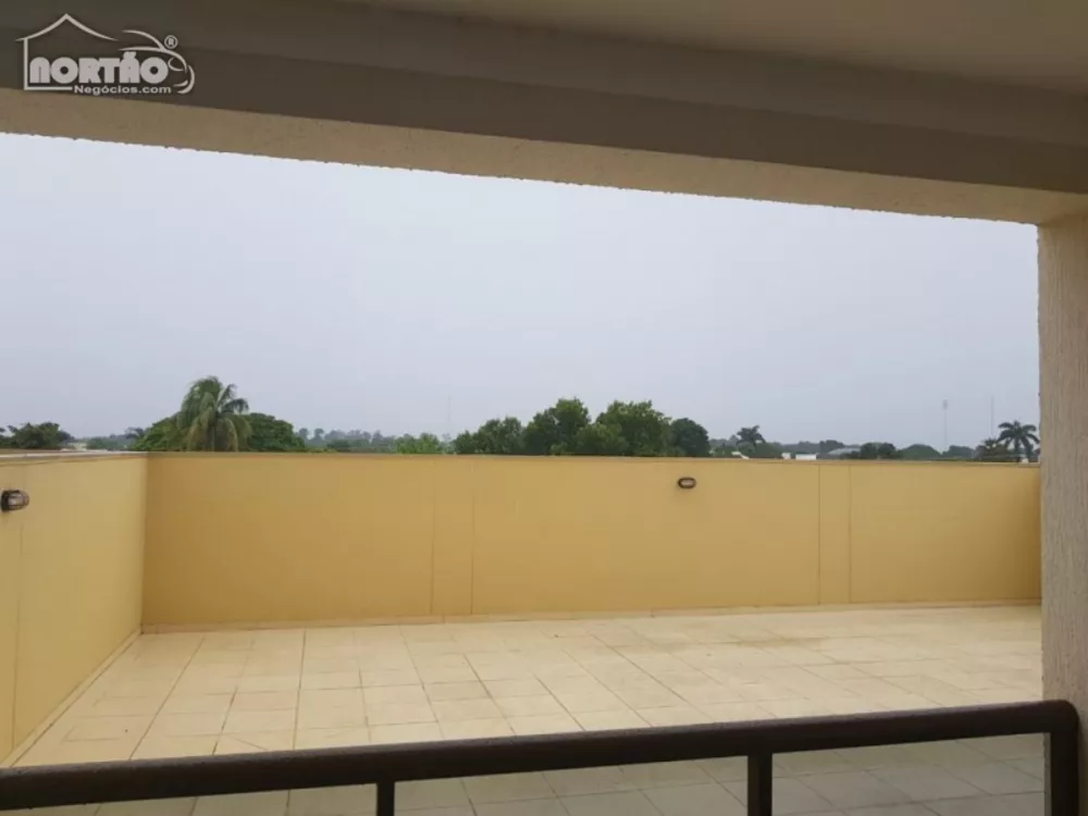 Casa à venda com 3 quartos, 118m² - Foto 2