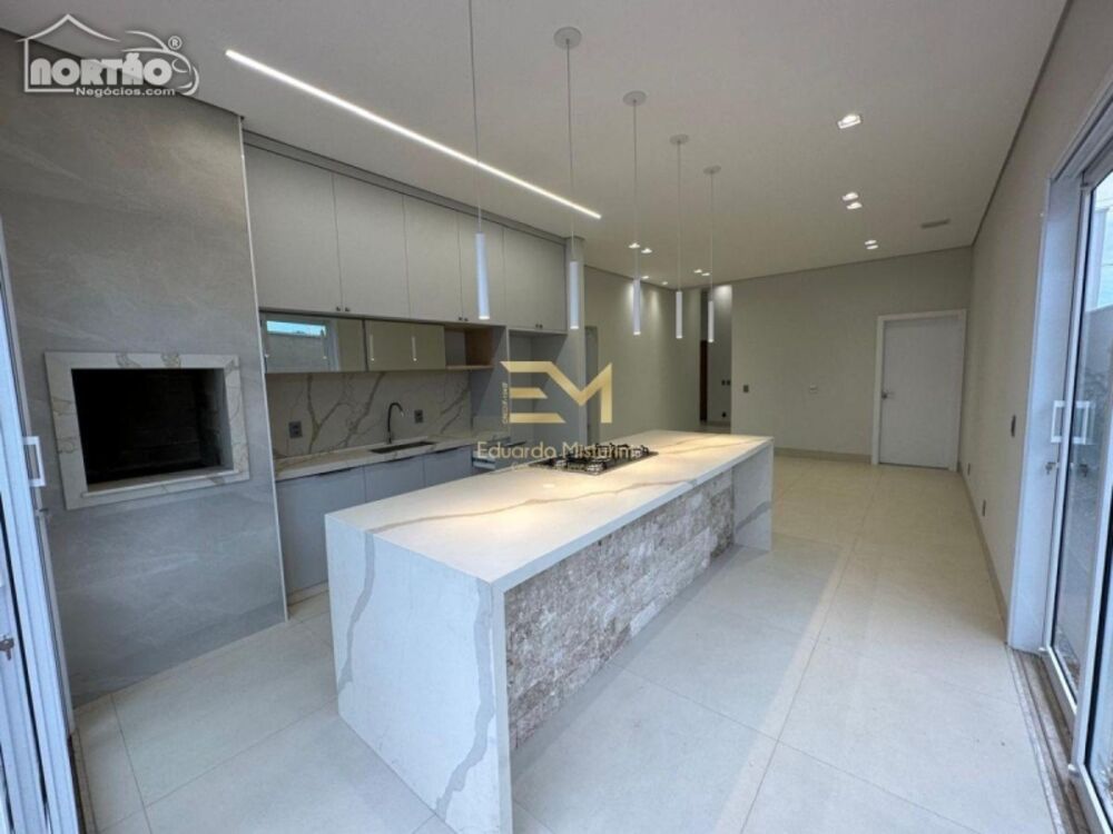 Casa, 1 quarto, 170 m² - Foto 2