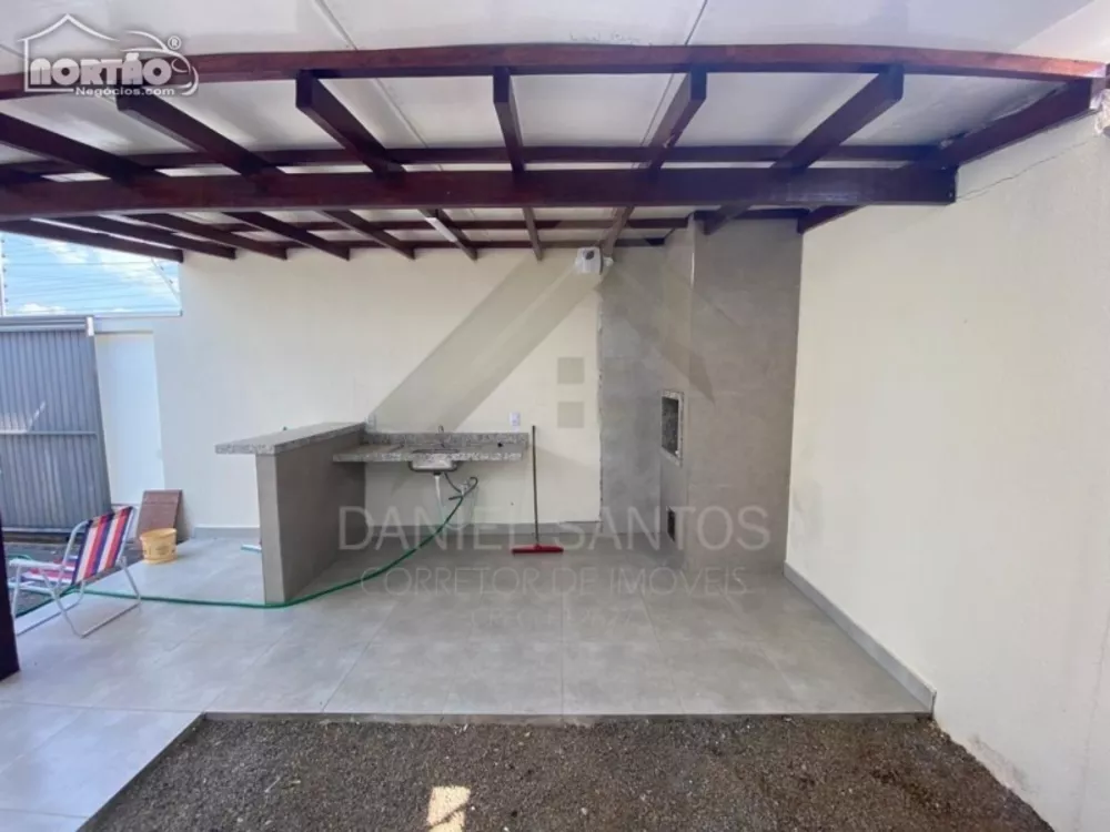 Casa à venda com 2 quartos, 128m² - Foto 6