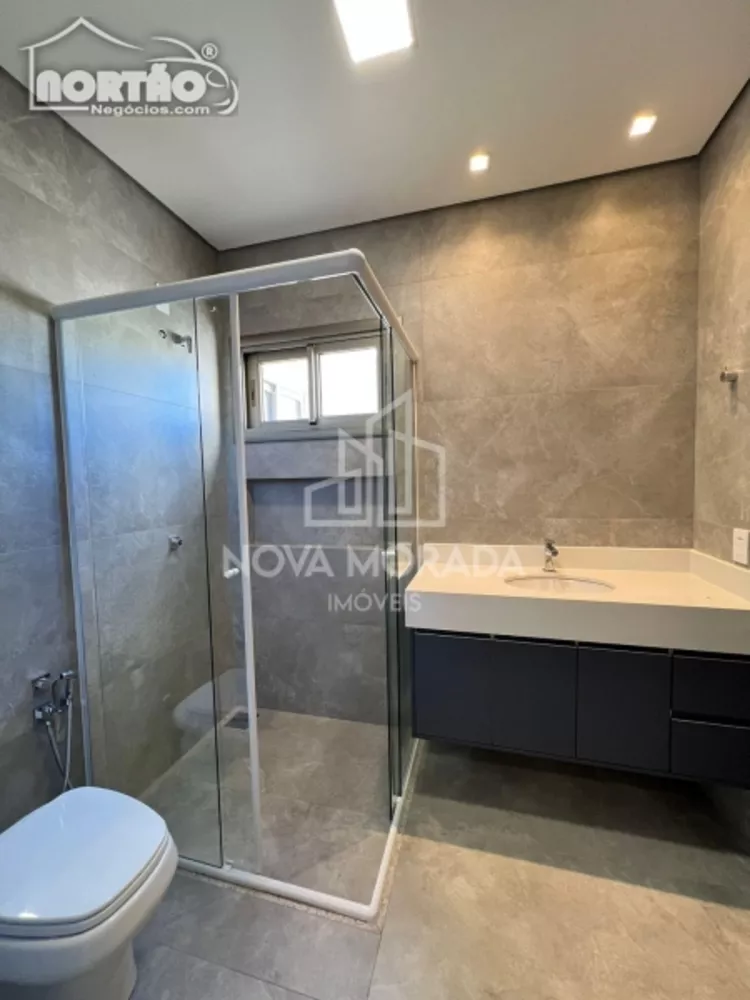 Casa à venda com 4 quartos, 210m² - Foto 9