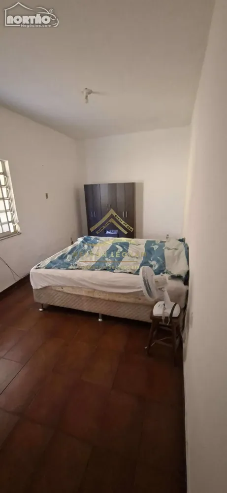 Casa, 4 quartos, 284 m² - Foto 9