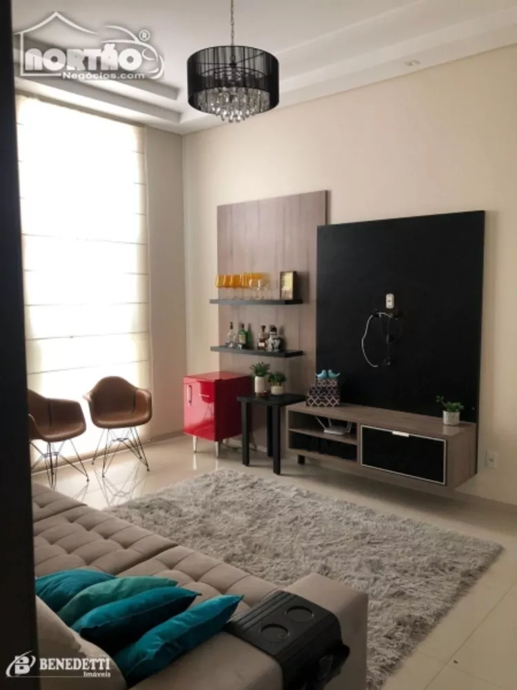 Casa à venda com 3 quartos, 220m² - Foto 7