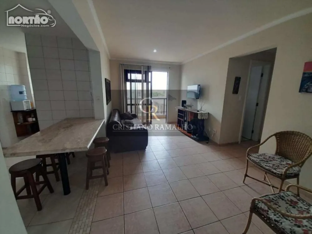 Casa, 6 quartos, 180 m² - Foto 4