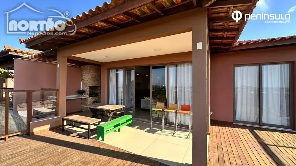Casa, 6 quartos, 185 m² - Foto 1
