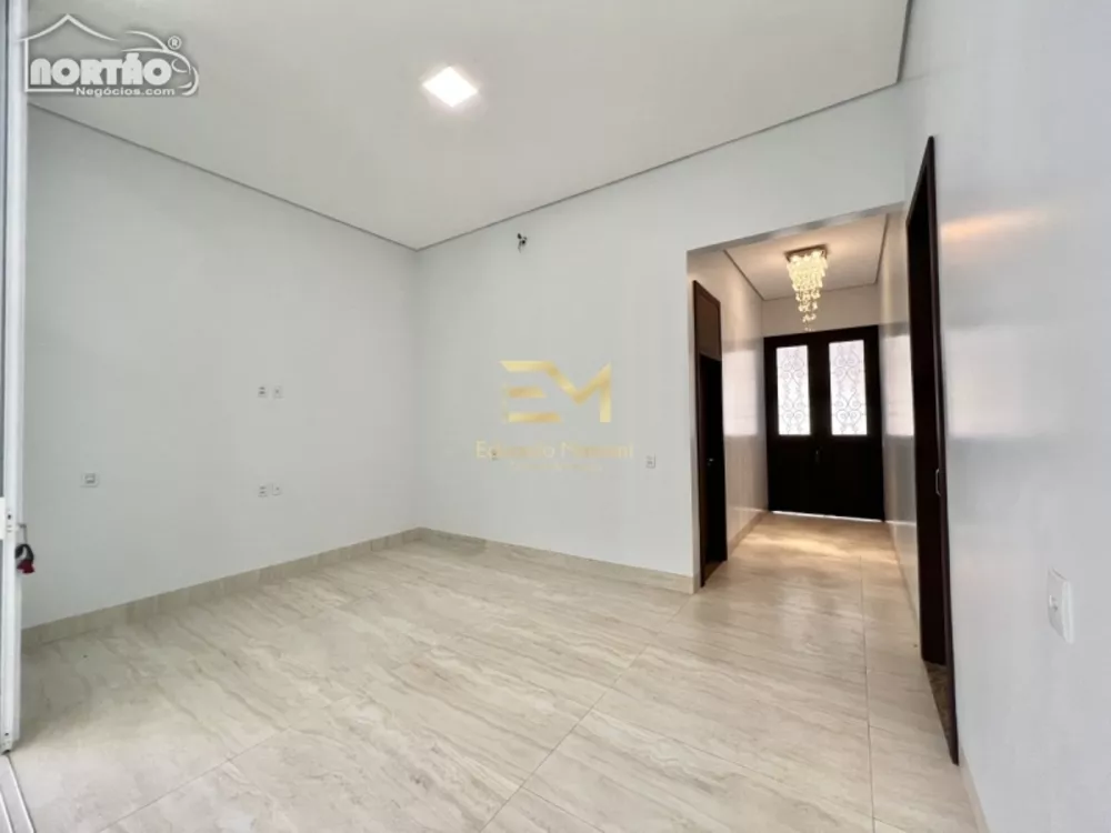 Casa, 2 quartos, 256 m² - Foto 2