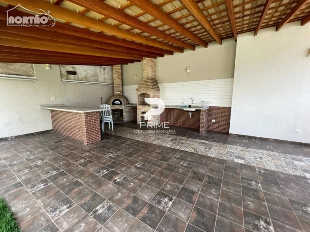 Casa à venda com 3 quartos, 67m² - Foto 5