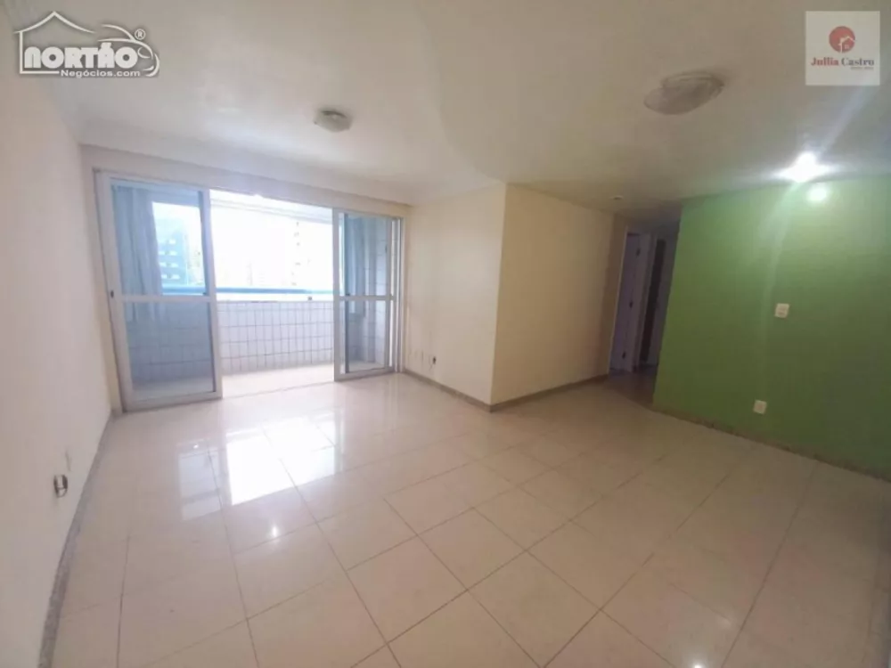 Casa à venda com 3 quartos, 78m² - Foto 2