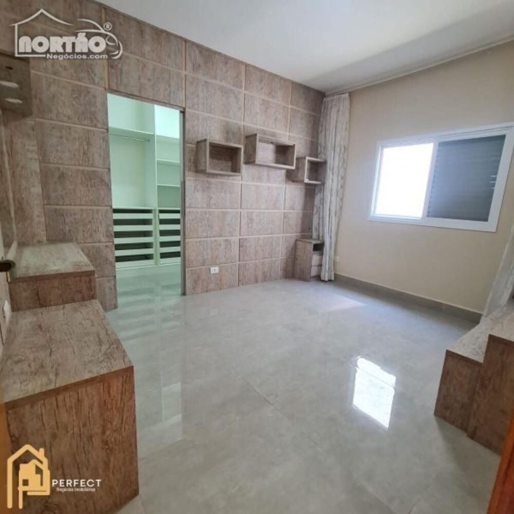 Casa à venda com 3 quartos, 269m² - Foto 6